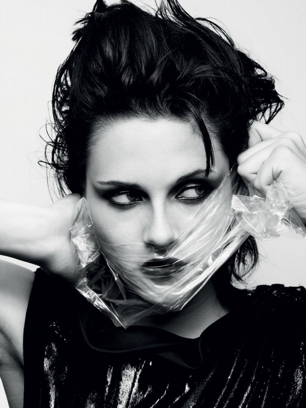 http://www.kinodrive.com/kino/Kristen-Stewart_35.jpg